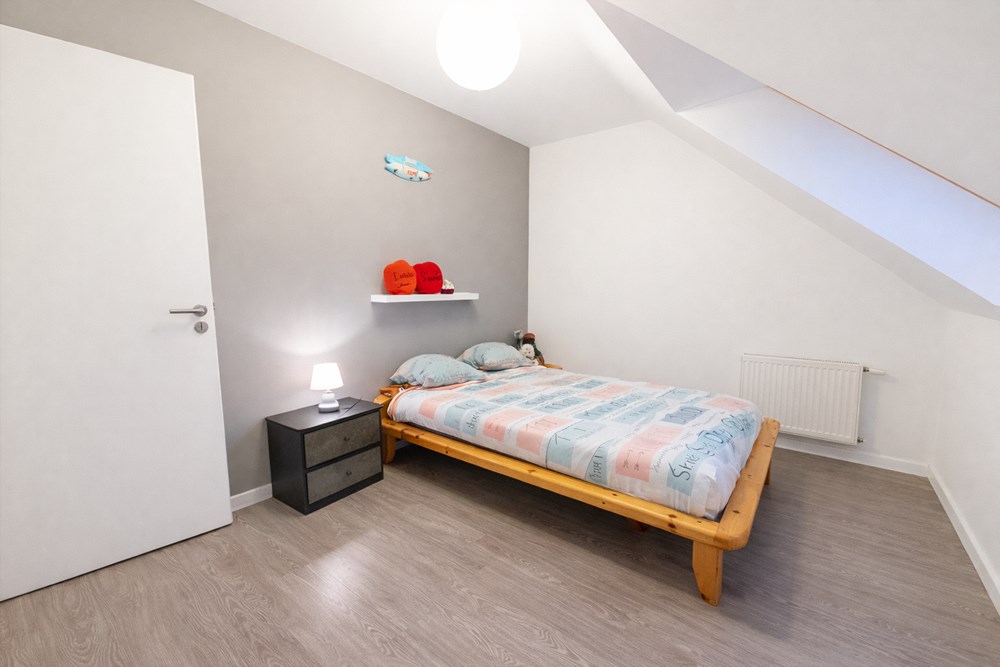 MAISON INDIVIDUELLE T6 118M² DE 2013 - 4 CHAMBRES - GARAGE - TERRAIN ARBORE ET CLOS DE 327M² photo 4