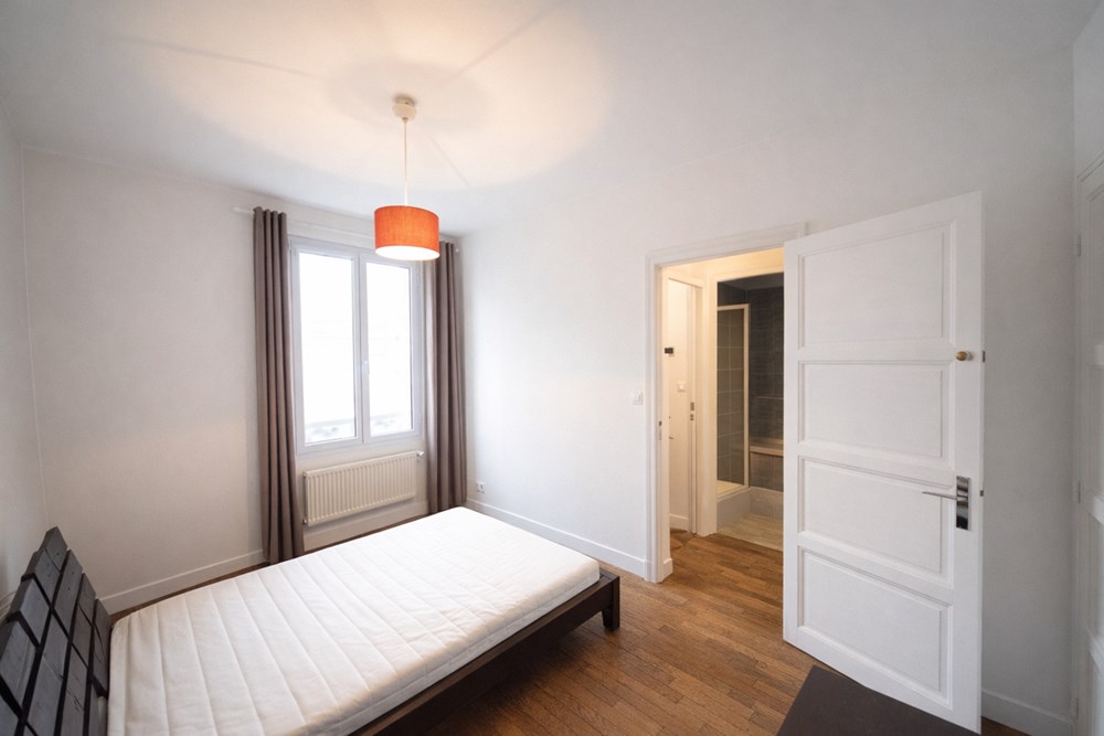 APPARTEMENT T3 - BEL ESPACE DE VIE DE 30M² - 2 GRANDES CHAMBRES - CALME - RARE photo 5