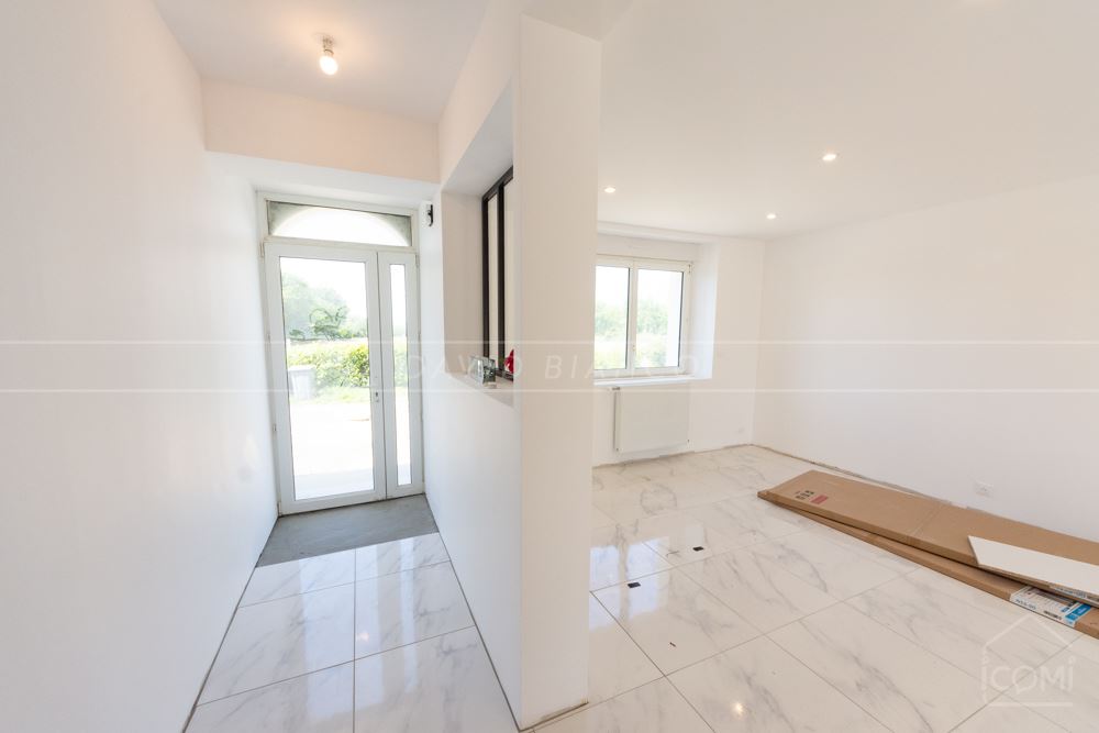 MAISON INDIVIDUELLE T9 DE 190M² ENTIEREMENT REMISE A NEUF - 5 CHAMBRES SUR TERRAIN DE 825M² photo 3