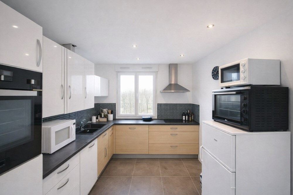 APPARTEMENT T3 DE 66M² - 2 CHAMBRES - LUMINEUX - PROCHE CENTRE VILLE ET TRAM - COUP DE COEUR photo 2