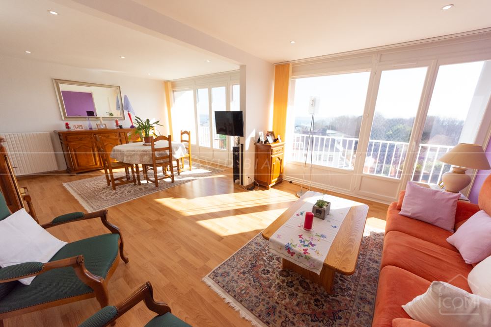 APPARTEMENT T5 85M² - DALLE BETON - VUE MER - 3 CHAMBRES - BALCON - ASCENSEUR - PLACE DE PARKING PRIVATIVE photo 5