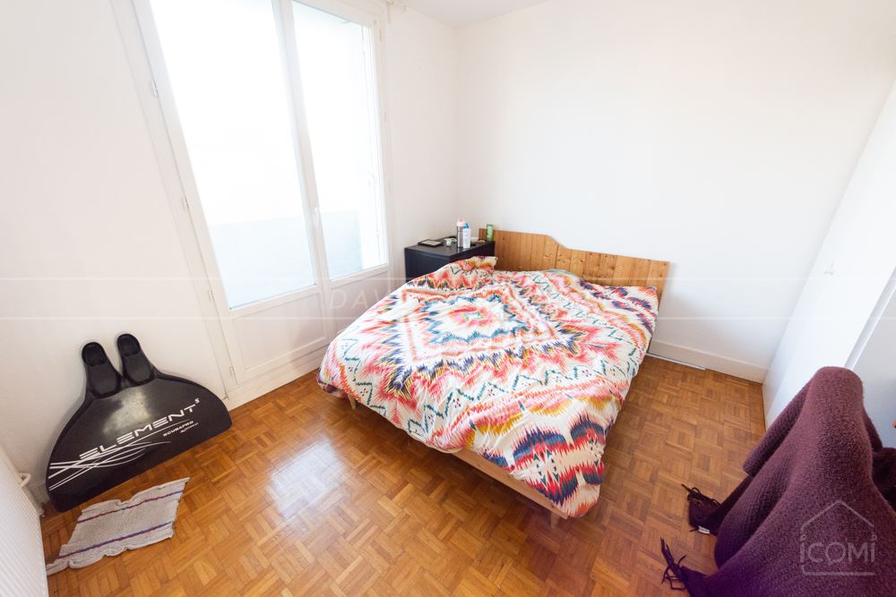 APPARTEMENT T5 83M² - DALLE BETON - BALCONS - COLOCATAIRES EN PLACE - BON RENDEMENT LOCATIF photo 4