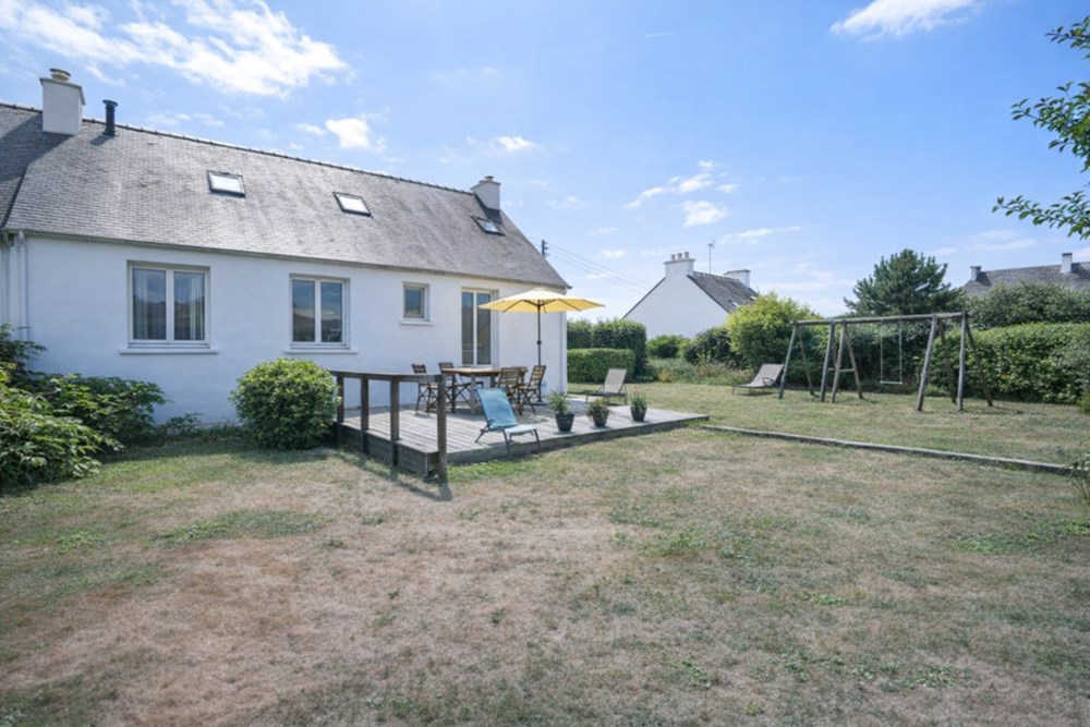 CHARMANTE MAISON - PROCHE BOURG - 3 CHAMBRES - SOUS SOL TOTAL - JARDIN - COUP DE COEUR