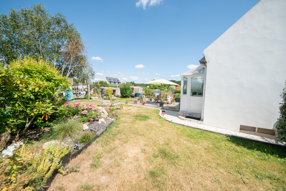 CHARMANTE MAISON - PROCHE BOURG - 3 CHAMBRES - SOUS SOL TOTAL - JARDIN - COUP DE COEUR photo 5