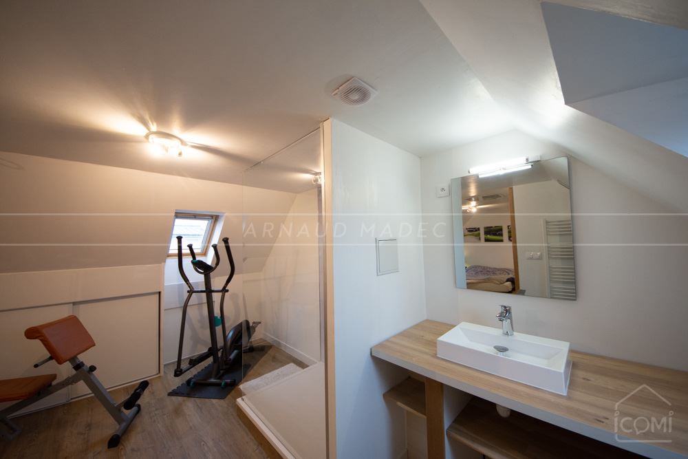 MAISON T5 DE 105M² - 4/5 CH - BEL ESPACE DE VIE EN REZ DE TERRASSE ET DE JARDIN - CALME photo 5