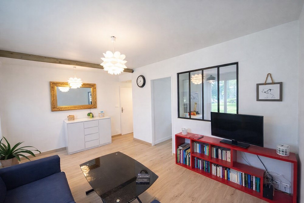 MAISON T5 DE 105M² - 4/5 CH - BEL ESPACE DE VIE EN REZ DE TERRASSE ET DE JARDIN - CALME
