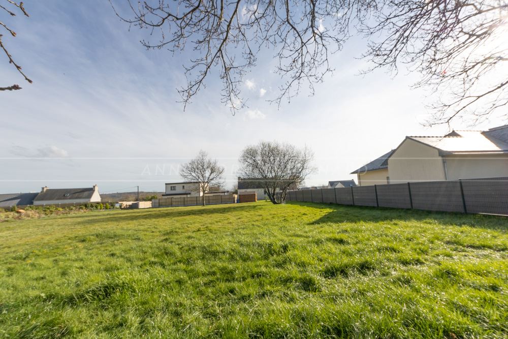 TERRAIN - PLUS DE 1700M²- HORS LOTISSEMENT- EXPOSITION IDEALE- PROCHE DES COMMODITES photo 3