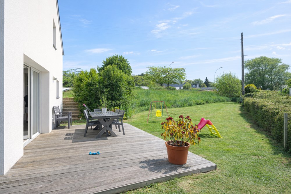 MAISON T5 75M² DE 2003 SUR TERRAIN DE 500M² AVEC 3 CHAMBRES - TERRASSE - GARAGE