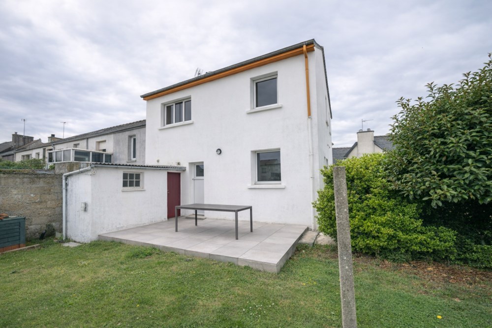MAISON 110M² - T4 - 3 CHAMBRES - GARAGE - JARDIN - RENOVEE - COUP DE COEUR - EXPOSITION IDEALE