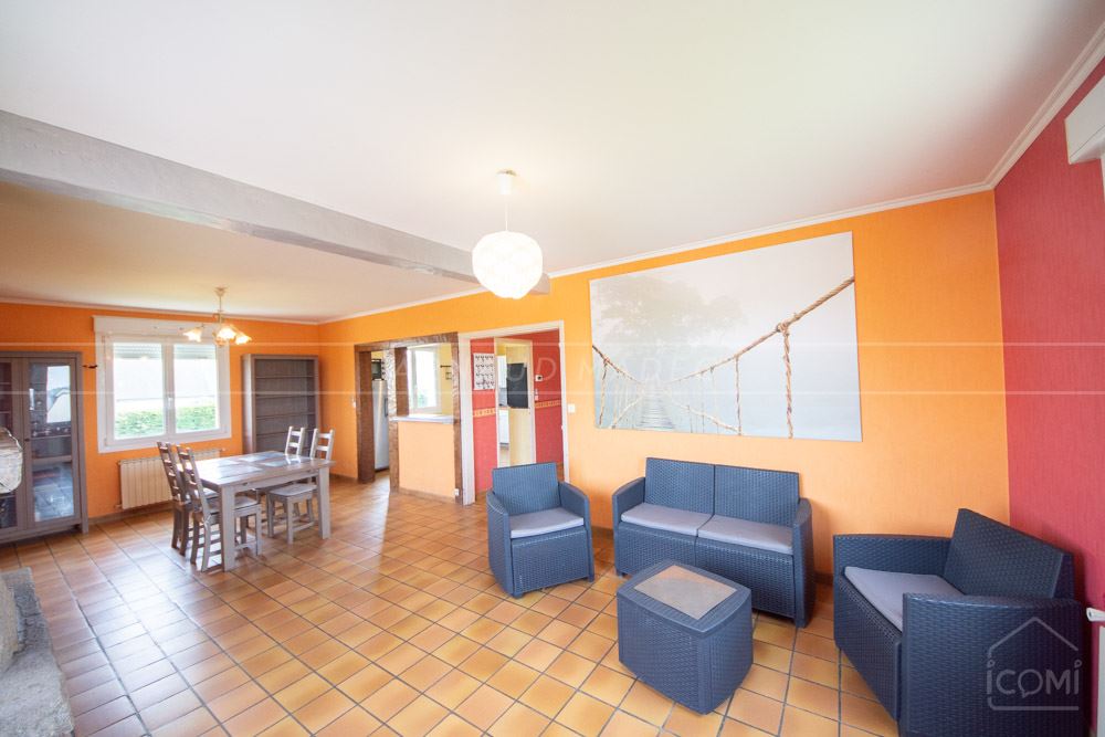 MAISON FAMILIALE - 6 CHAMBRES - PIECE DE VIE 50M² - TERRAIN +800M² - COUP DE COEUR - RARE