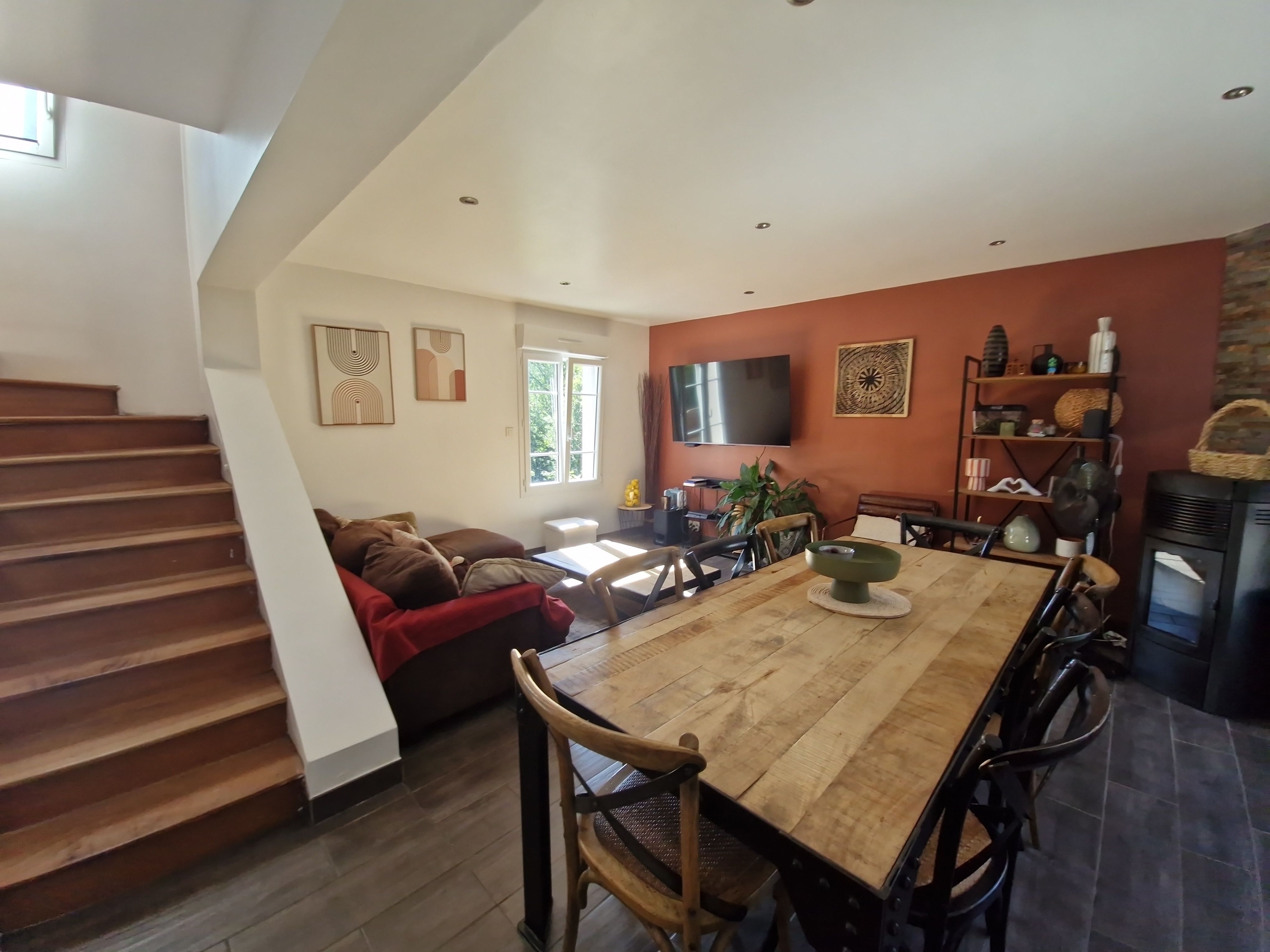 MAISON 120M² - 5 CHAMBRES - GRANDE PIECE DE VIE - RENOVATION RECENTE - SECTEUR RECHERCHE - EN IMPASSE - DPE D photo 5