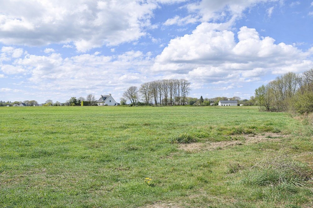 TERRAIN AGRICOLE - PROCHE CENTRE VILLE - IDEAL POUR CHEVAUX - EXPOSITION SUD - ACCES FACILE photo 4