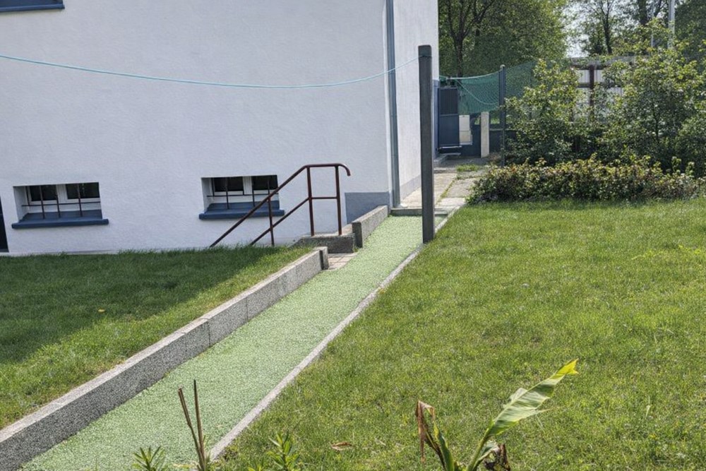 MAISON DE VILLE - T4 - NON MITOYENNE - JARDIN - GARAGE - CALME - COUP DE COEUR - SANS TRAVAUX photo 5