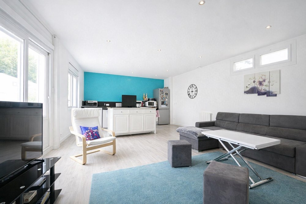 MAISON DE VILLE - T4 - NON MITOYENNE - JARDIN - GARAGE - CALME - COUP DE COEUR - SANS TRAVAUX photo 2