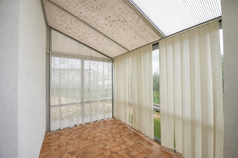 MAISON FAMILLIALE - A RENOVER - SANS VIS A VIS - SECTEUR CALME - GRAND HANGAR - photo 2