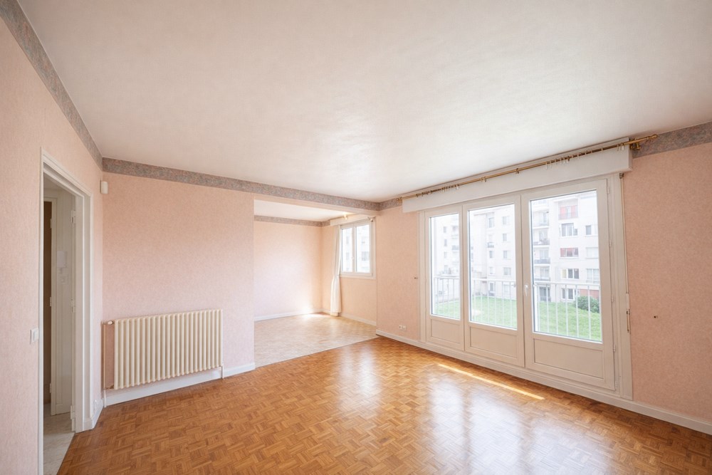 APPARTEMENT T4 DE 83 M² AVEC BELLE PIECE DE VIE - 2/3 CHAMBRES - TERRASSE - ASCENSEUR - VERDURE - CALME - RARE