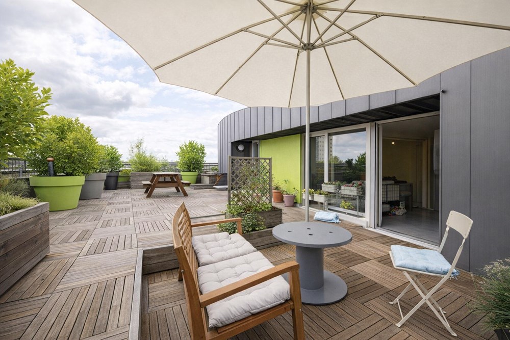 APPARTEMENT - RESIDENCE SECURISEE- ROOFTOP- TERRASSE- PARKING COUVERT ET AERIEN-