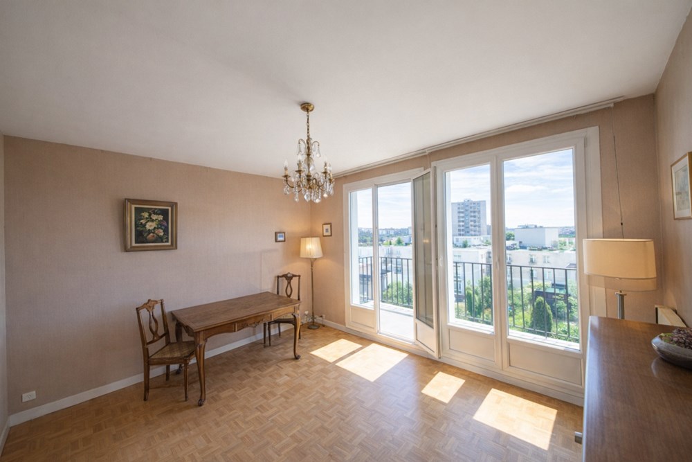 APPARTEMENT T4 - DERNIER ETAGE - BALCON - VUE MER ET JARDIN - DALLE BETON - RARE photo 4