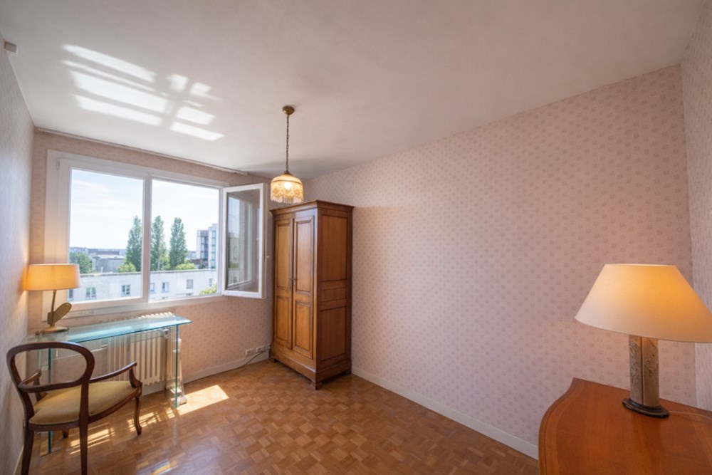 APPARTEMENT T4 - DERNIER ETAGE - BALCON - VUE MER ET JARDIN - DALLE BETON - RARE photo 4