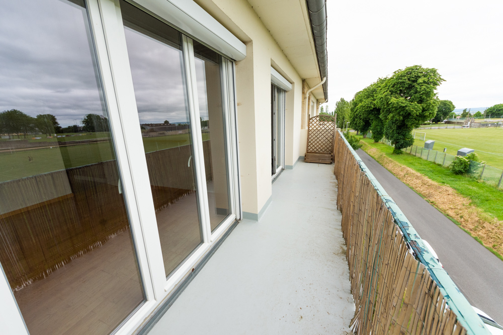 APPARTEMENT T3 DE 60M² AVEC BALCON - 2 CHAMBRES - CAVE BETONNEE - JARDIN COLLECTIF - GARAGE EN OPTION