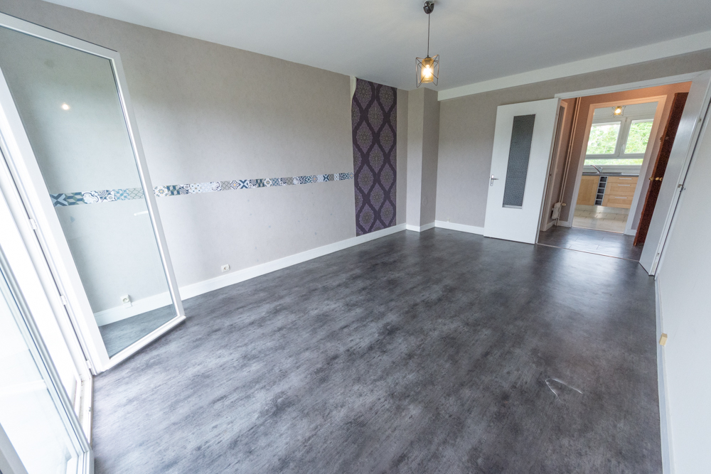 APPARTEMENT T3 DE 60M² AVEC BALCON - 2 CHAMBRES - CAVE BETONNEE - JARDIN COLLECTIF - GARAGE EN OPTION photo 2