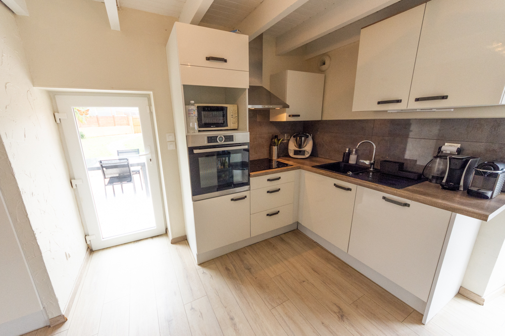 MAISON DE VILLE T5 86M² SUR TERRAIN CLOS DE 235M² AVEC 3 CHAMBRES ET UN ABRI JARDIN photo 3