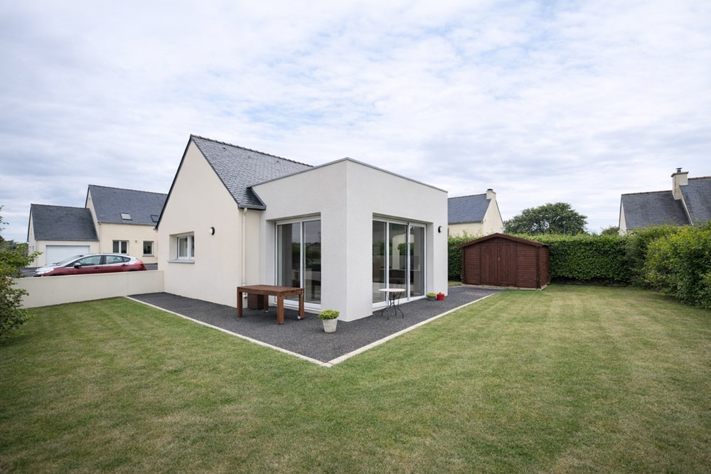 MAISON 107M² DE 2016 - GRANDE PIECE DE VIE - 3 CHAMBRES - DEUX SALLE DE BAIN - TERRAIN 400M² - PLEIN PIED
