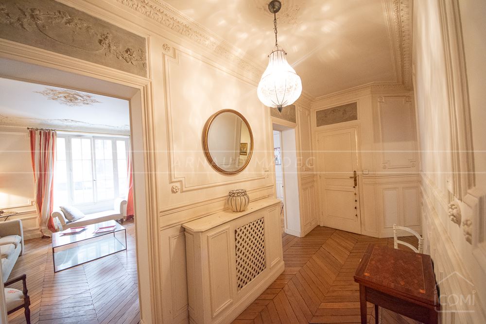 APPARTEMENT T4 DE 103 M² - SALON SEJOUR DOUBLE AVEC CHEMINEES/PARQUET/MOULURES/ROSACES - 2 BELLES CHAMBRES - RARE photo 2