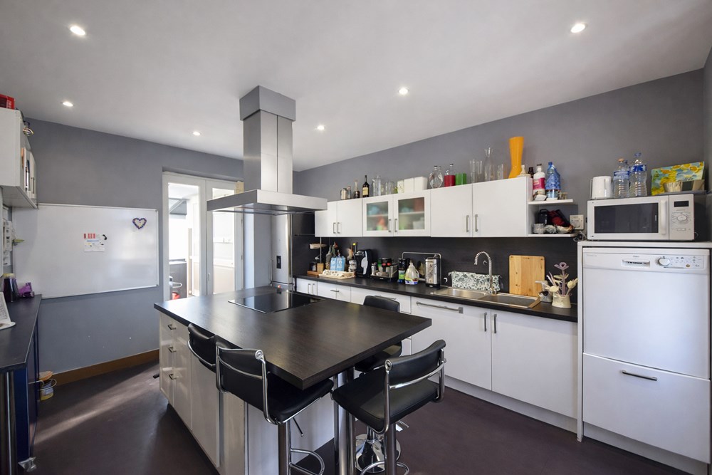 BELLE MAISON FAMILIALE - CENTRE VILLE - SECTEUR CALME - PROCHE COMMERCES ET ECOLES - photo 4