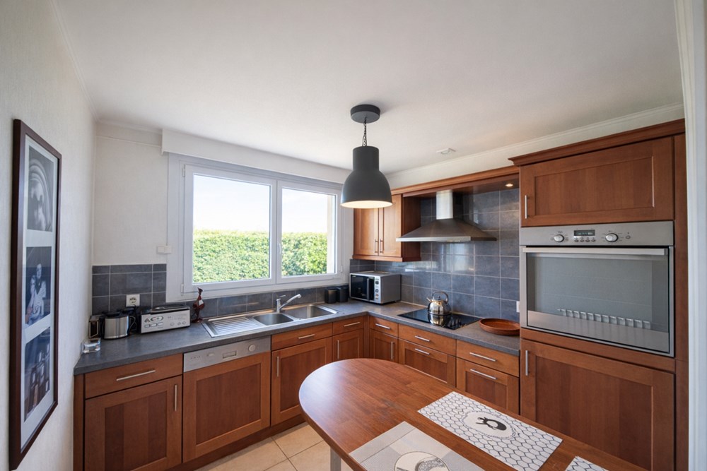 MAISON T4 - TERRAIN 800M² - CALME - CHARME - PROXIMITE MER ET COMMODITES - COUP DE COEUR ASSURE photo 3