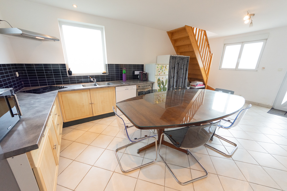 MAISON DE VILLE INDIVIDUELLE MEUBLEE ET EQUIPEE T4 93M² IDEALE LOCATION SAISONNIERE photo 2