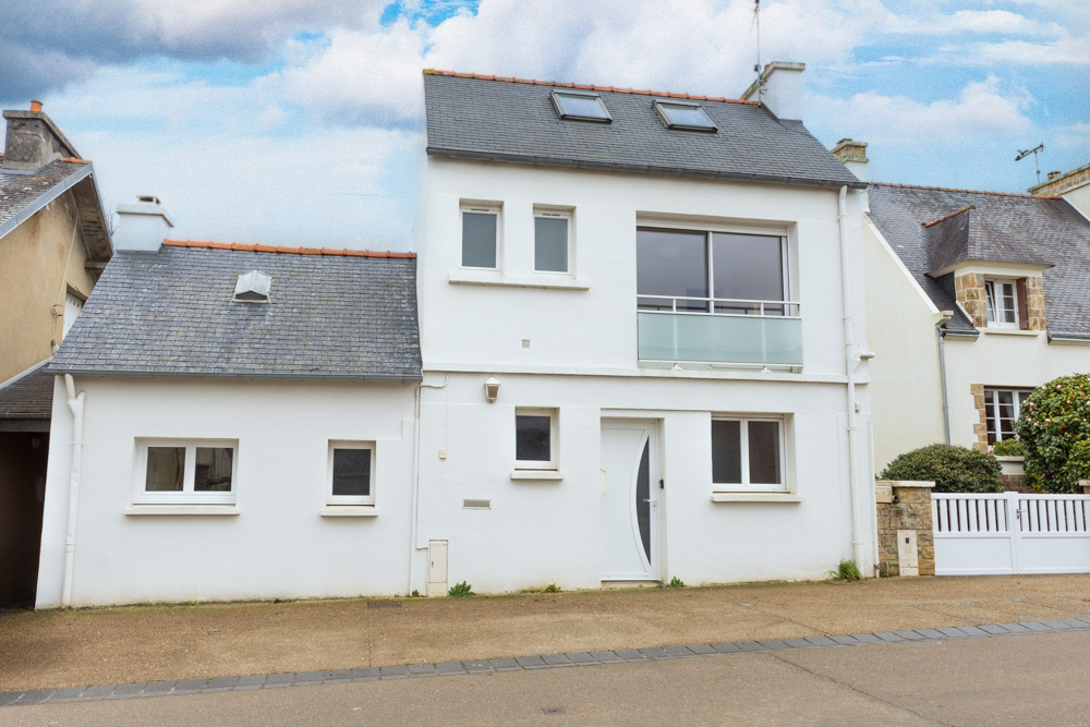 MAISON DE VILLE INDIVIDUELLE MEUBLEE ET EQUIPEE T4 93M² IDEALE LOCATION SAISONNIERE