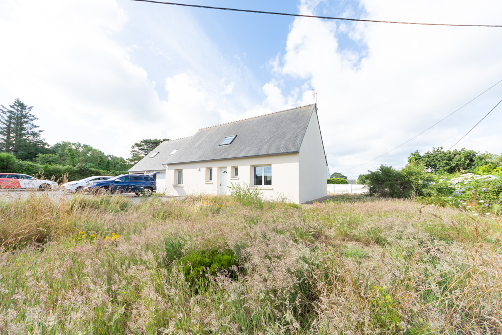 ***** PLOUGUERNEAU ***** ***** PLOUGUERNEAU *****. SURFACES - UTILE 80M² - CARREZ 80M² - HABITABLE 80M² - PONDÉRÉE 80M².