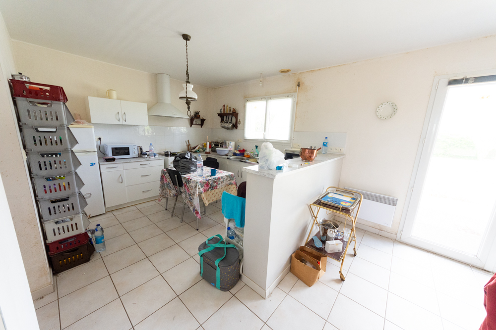 ***** PLOUGUERNEAU ***** ***** PLOUGUERNEAU *****. SURFACES - UTILE 80M² - CARREZ 80M² - HABITABLE 80M² - PONDÉRÉE 80M². photo 3