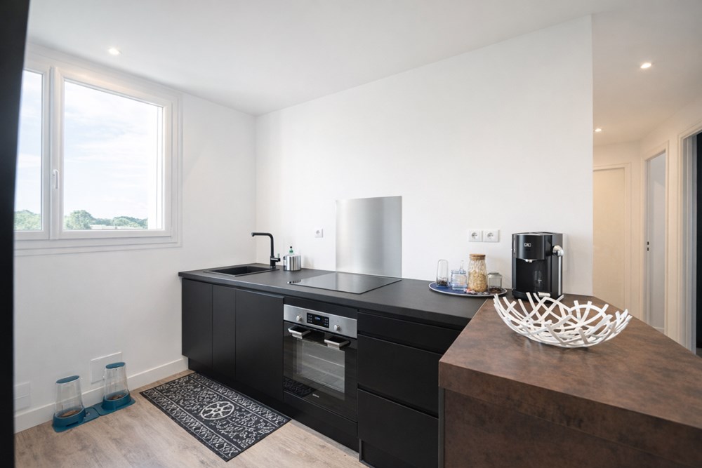 QUARTIER PASTEUR - APPARTEMENT T3 - 65M² - LUMINEUX - GRANDE PIECE DE VIE - RENOVATION RECENTE - 2 CHAMBRES -PROCHE CENTRE VILLE photo 3
