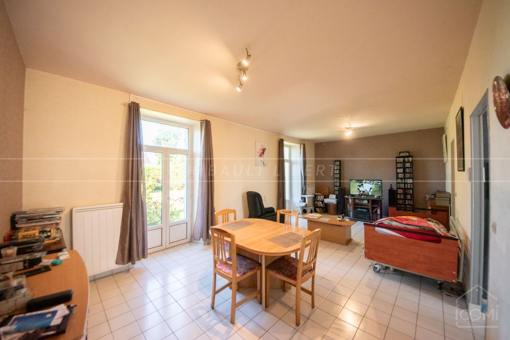 CHARMANTE MAISON A RENOVER - 3 CHAMBRES - JARDIN CLOS ARBORE - CADRE AGREABLE - PROCHE CENTRE - 5 MINUTES DE LA MER