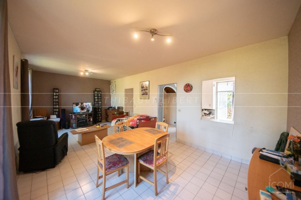 CHARMANTE MAISON A RENOVER - 3 CHAMBRES - JARDIN CLOS ARBORE - CADRE AGREABLE - PROCHE CENTRE - 5 MINUTES DE LA MER photo 2