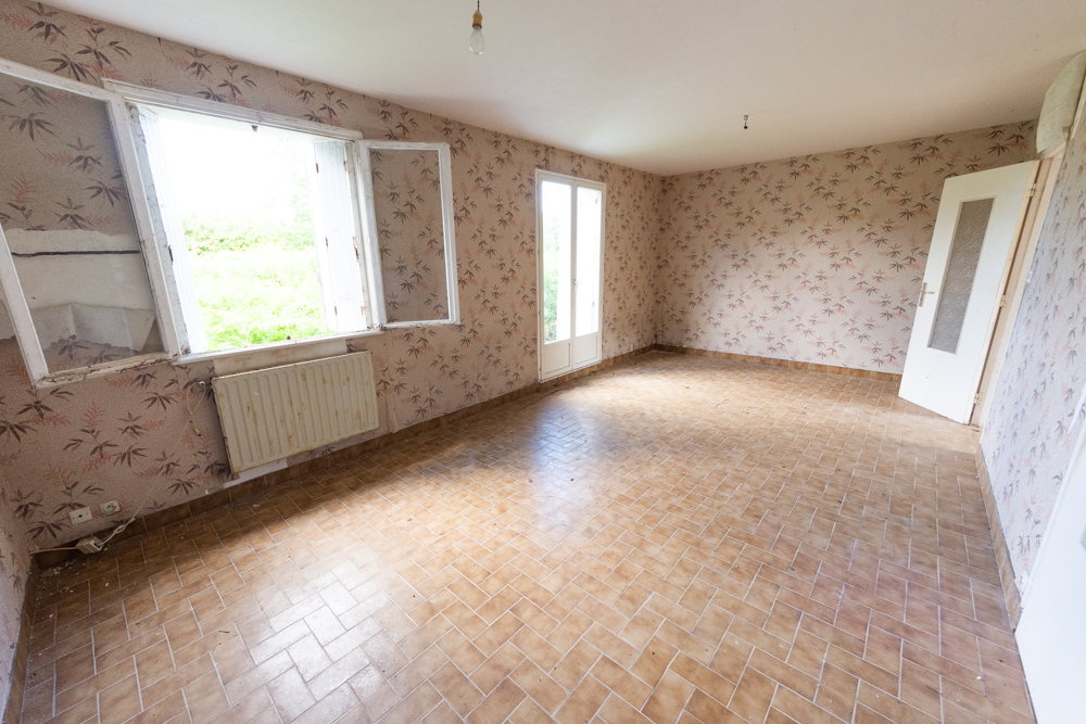 MAISON PLAIN PIED AVEC ETAGE A AMENAGER ET/OU EXTENSION A RENOVER INTEGRALEMENT photo 2