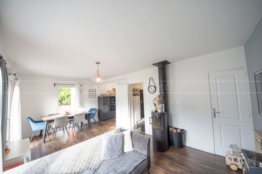 MAISON CONTEMPORAINE RECENTE - T3 - BELLE PIECE DE VIE TRIPLE AVEC CUISINE US - 2 GRANDES CHAMBRES - AUCUNS TRAVAUX - RARE photo 2