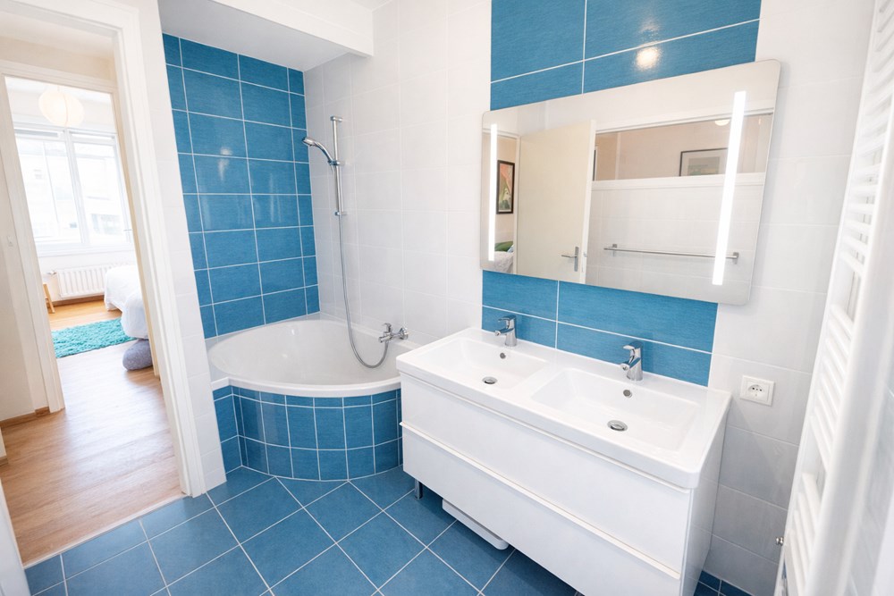 MAISON CITADINE T5 DE 110M² AVEC 3 CHAMBRES - GARAGE - TERRASSE - TERRAIN CLOS 375M² photo 4