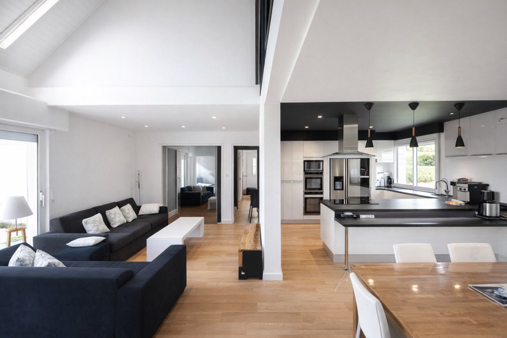 MAISON 116 M² - 4 CHAMBRES - GARAGE - QUARTIER RECHERCHE - GRANDE PIECE DE VIE - photo 4