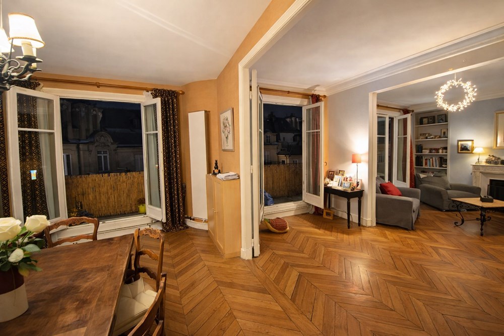 PARIS 09 - APPARTEMENT - 138 M2 - 4 PIECES photo 4