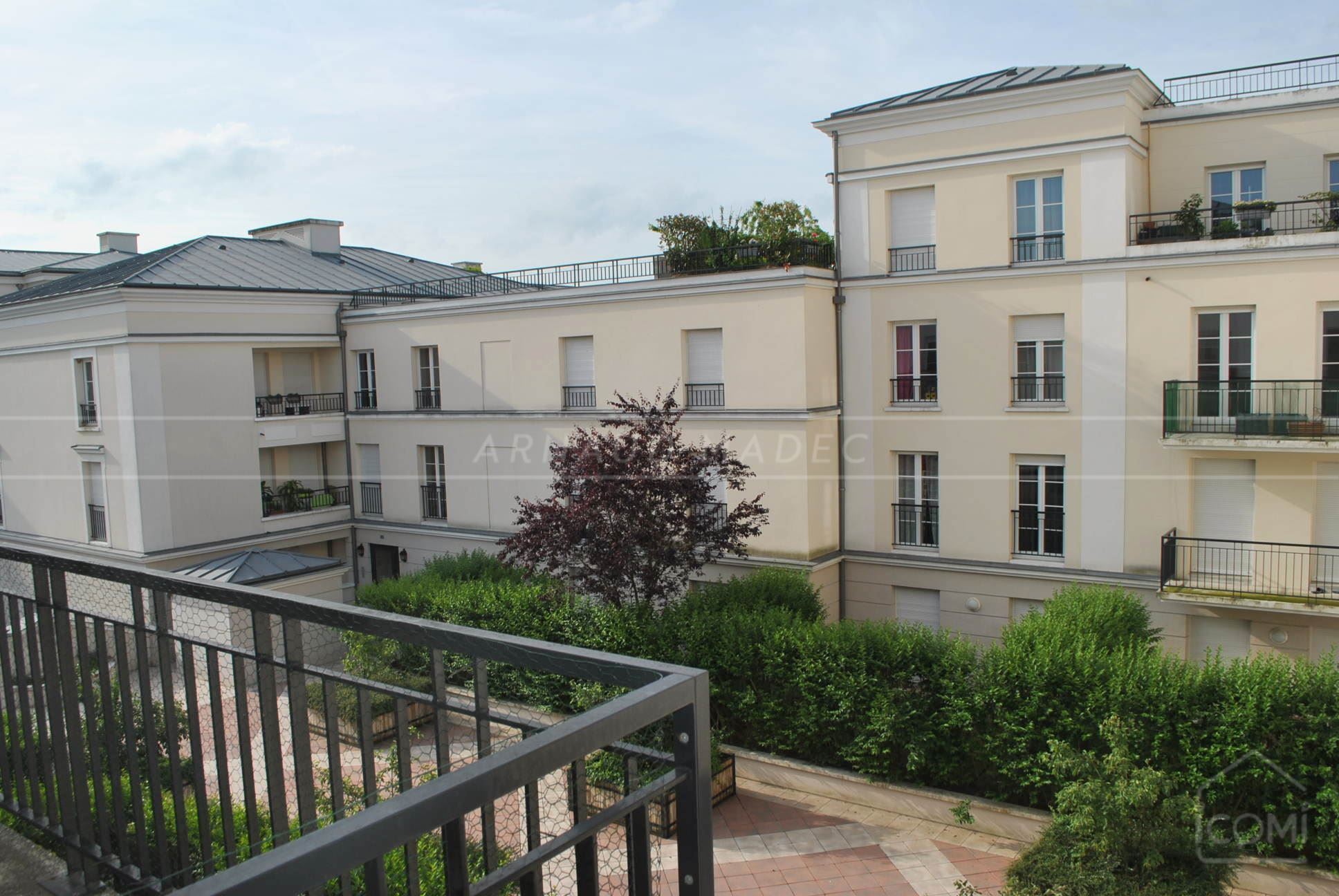 APPARTEMENT -