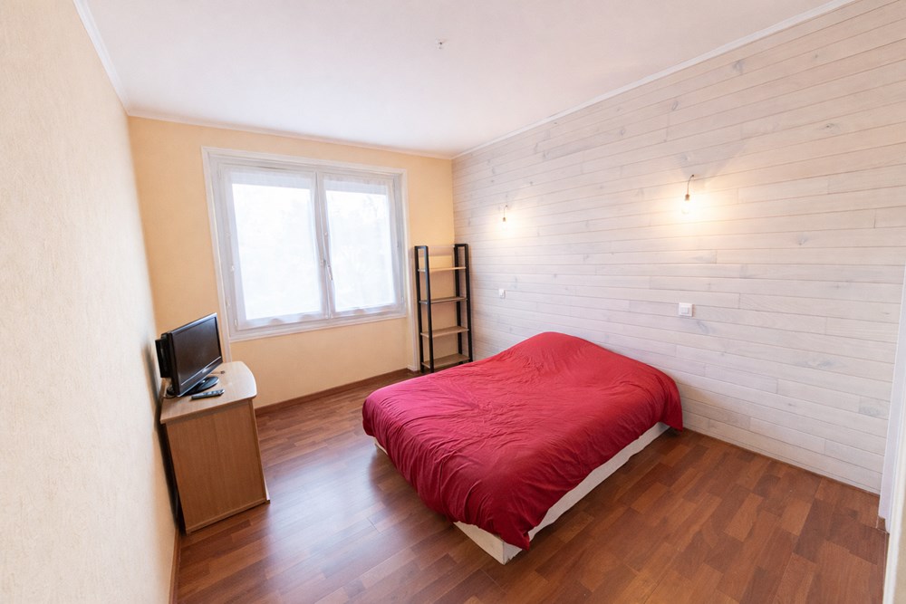 APPARTEMENT - T3 -61 M² - 2 CHAMBRES - LUMINEUX - QUARTIER PETIT PARIS - DALLE BETON - GARAGE POSSIBLE - photo 3