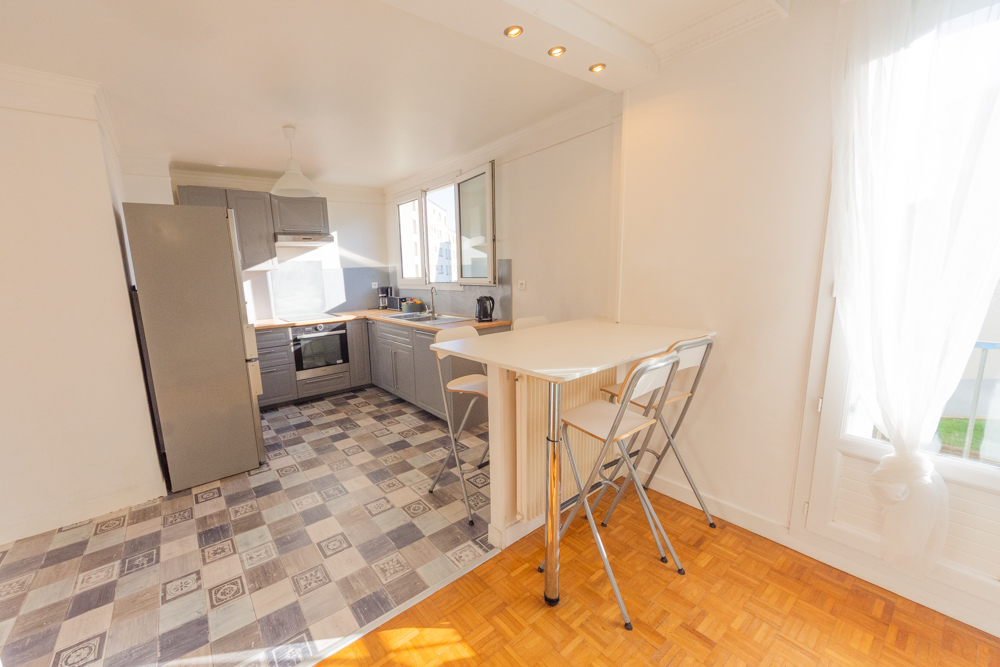 APPARTEMENT T5 - DALLE BETON - EN COLOCATION - CAVE - BON RENDEMENT LOCATIF - 4 CHAMBRES photo 2