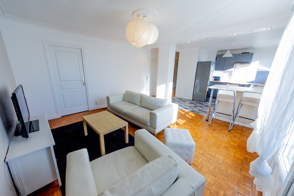 APPARTEMENT T5 - DALLE BETON - EN COLOCATION - CAVE - BON RENDEMENT LOCATIF - 4 CHAMBRES