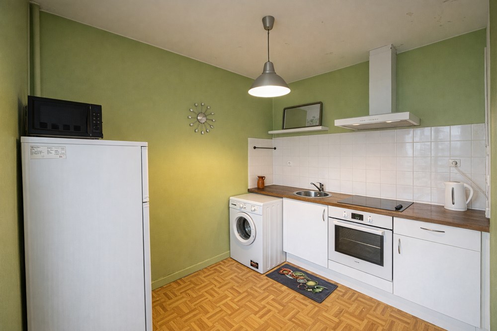 APPARTEMENT - BALCON 6 M² - FAIBLES CHARGES - CHAUFFAGE COLLECTIF - ASCENCEUR - BELLE ORIENTATION photo 3