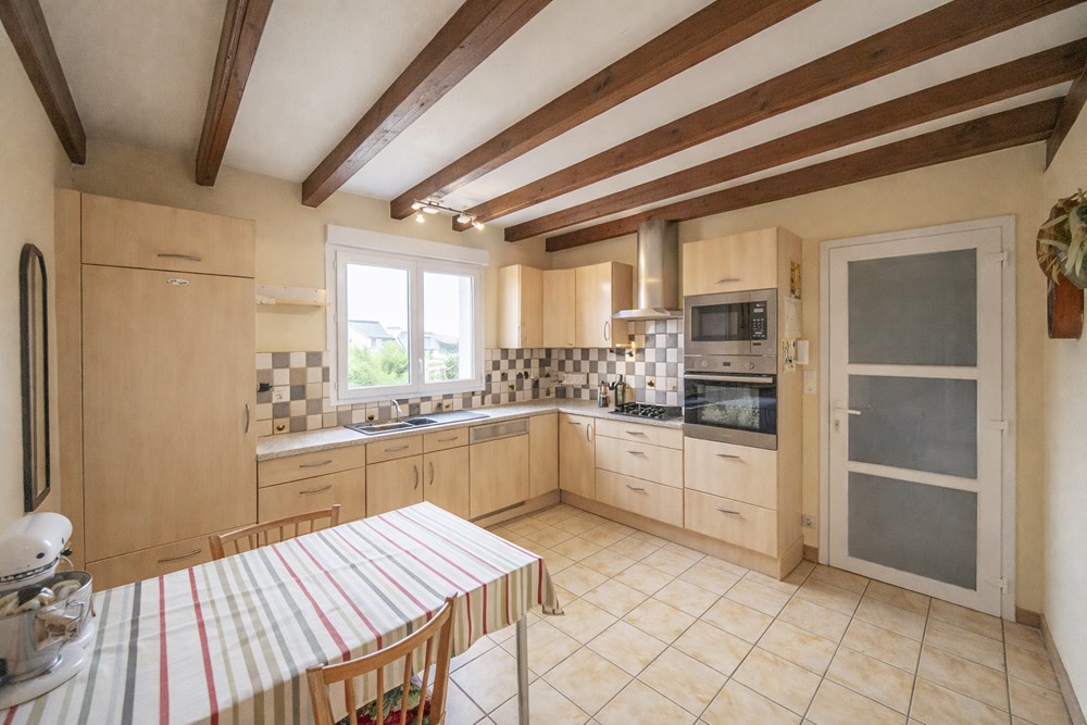 MAISON T7 DE 120M² AVEC 5 CHAMBRES ET GARAGE - VIE DE PLAIN-PIED POSSIBLE - A PROXIMITE PLAGES ET COMMERCES - TERRAIN 550M² photo 3