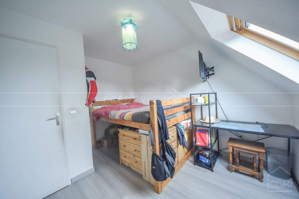 MAISON FAMILIALE RECENTE - BEAU TERRAIN - AUCUNS TRAVAUX - BOURG CALME - 35 MIN DE LORIENT - FORTE DEMANDE LOCATIVE photo 5
