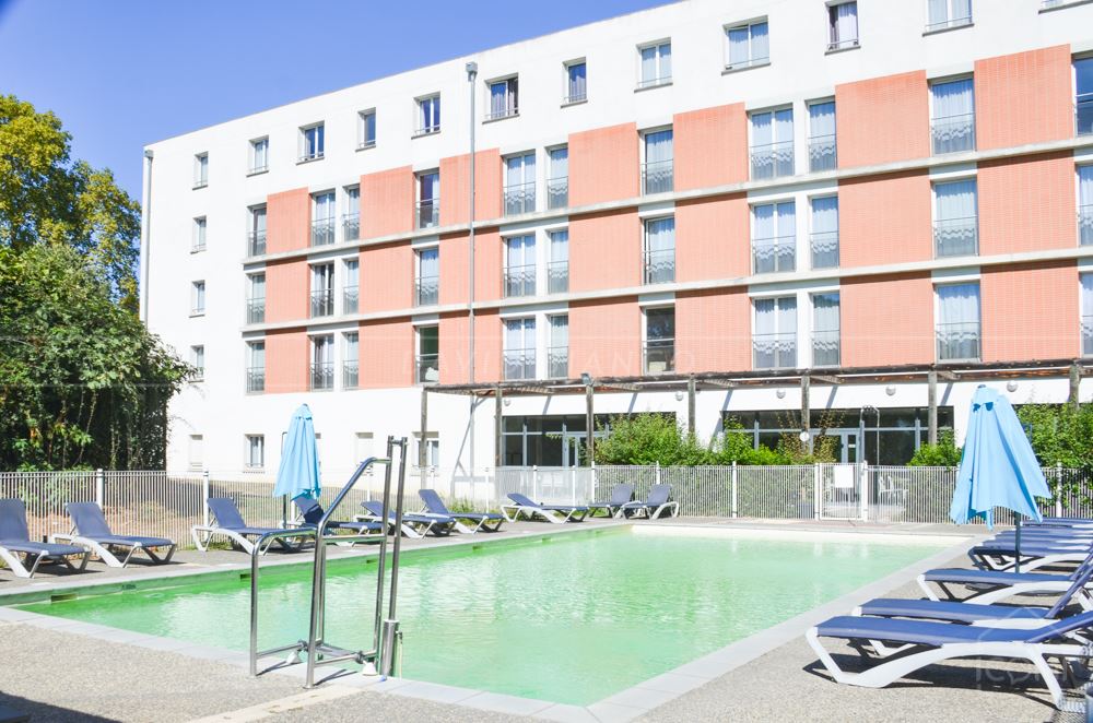 APPARTEMENT T2 34M² MEUBLE - PISCINE - PROCHE COMMODITES - PARKING PRIVE - LIBRE D'OCCUPATION photo 5